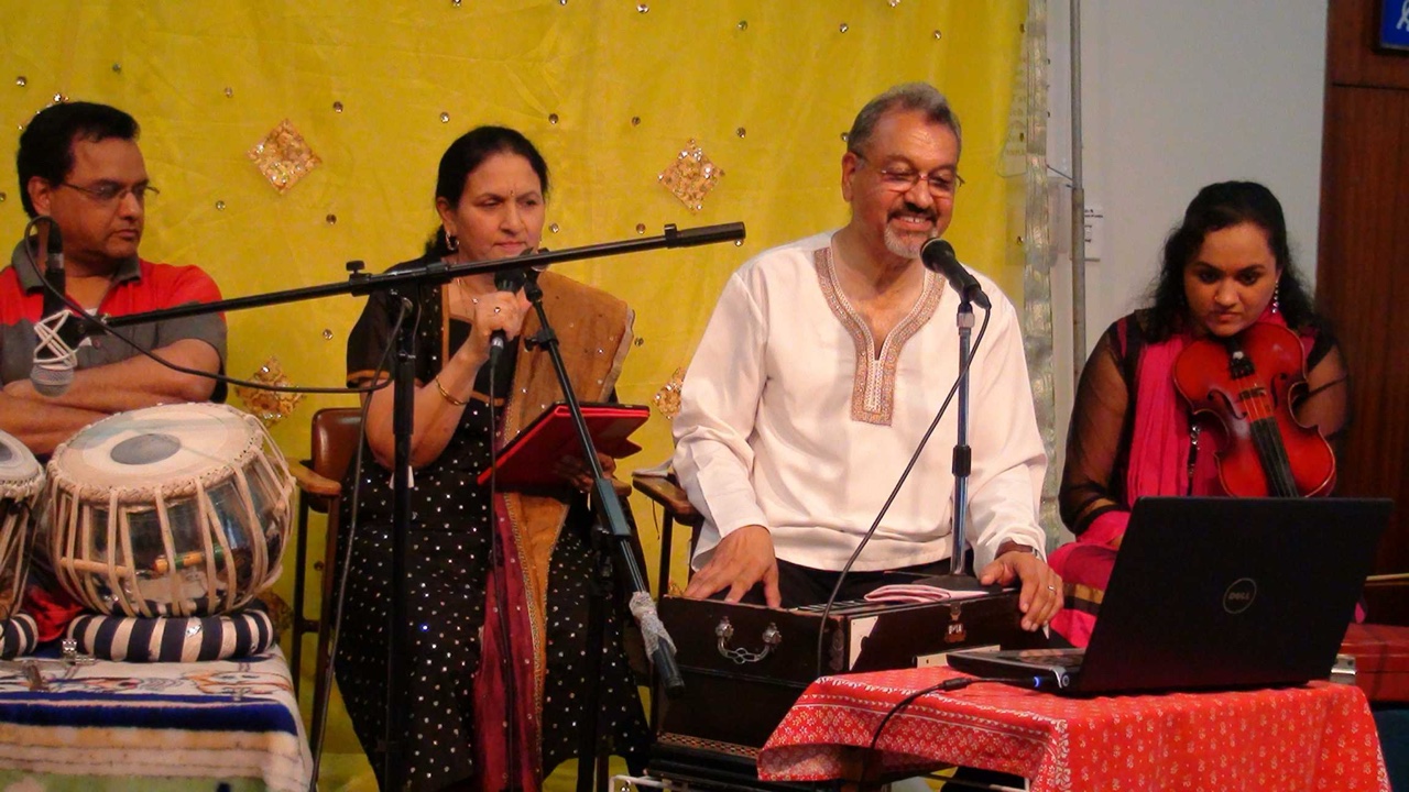 madhur - vinod pushpa small
