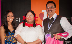 IFFM - Telstra Air SMS Voting winners Prakash and Srishti Gupta met Palak and received a Telstra Air prize pack