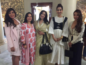 Pic 8 - Mitu with the actresses